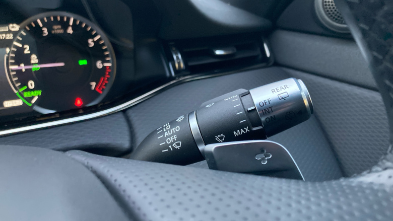 Land Rover Range Rover Evoque 1.5 P300e R-Dynamic S 5dr Auto Hatchback